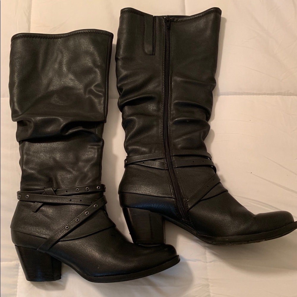Bare Traps Black Women’s Boots Size 8